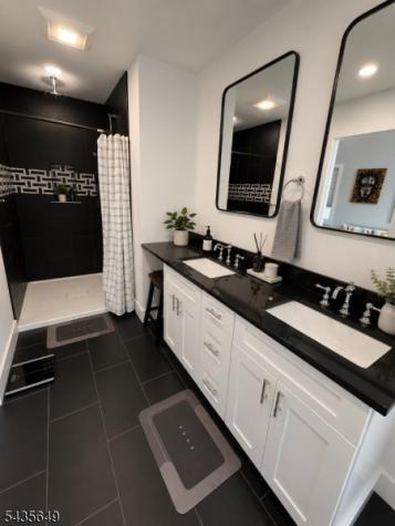 25 Richards Road Hopatcong NJ 07843
