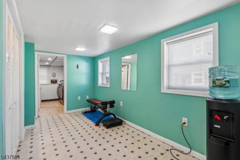 433 Fern Avenue Lyndhurst NJ 07071