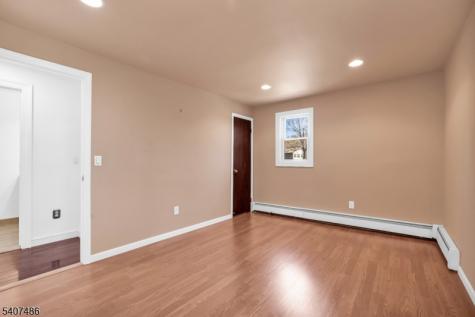 7 Shadowy Lane West Milford NJ 07480