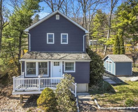 7 Shadowy Lane West Milford NJ 07480
