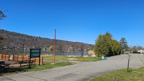 7 Shadowy Lane West Milford NJ 07480