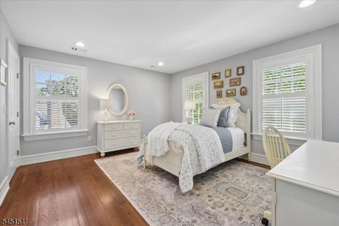 16 Sinclair Terrace Madison NJ 07940