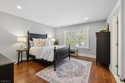 16 Sinclair Terrace Madison NJ 07940