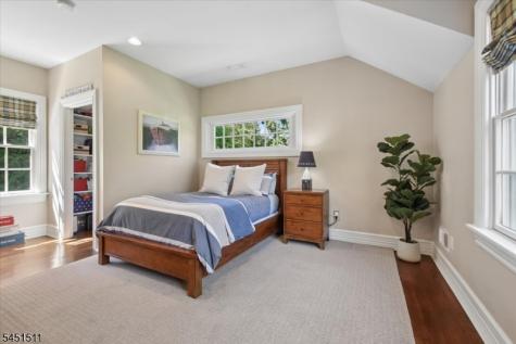 16 Sinclair Terrace Madison NJ 07940