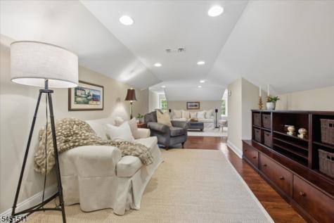 16 Sinclair Terrace Madison NJ 07940