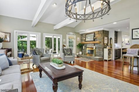 2 Jared Court Randolph NJ 07945