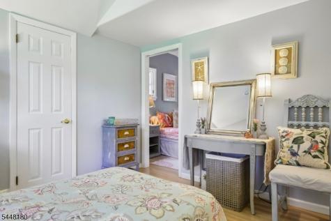 2 Jared Court Randolph NJ 07945