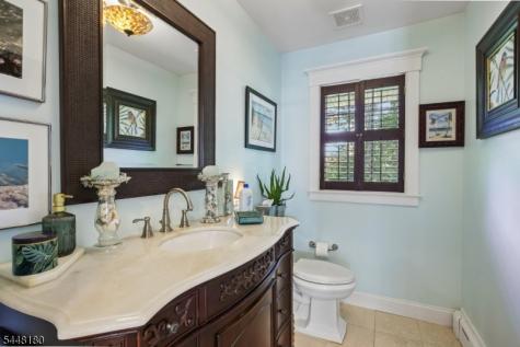 2 Jared Court Randolph NJ 07945