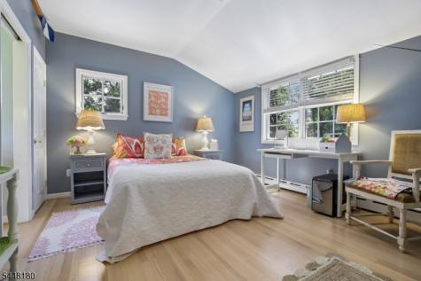 2 Jared Court Randolph NJ 07945