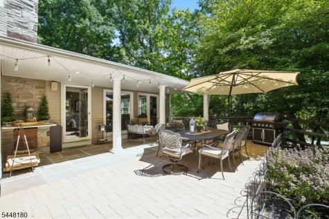 2 Jared Court Randolph NJ 07945