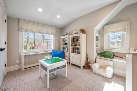20 Georgian Road Morristown NJ 07960