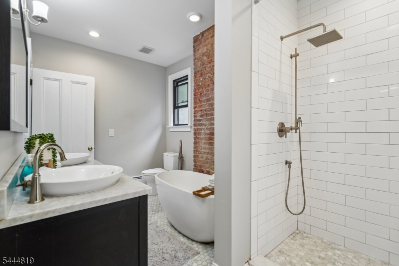 70 Hillside Avenue West Orange NJ 07052