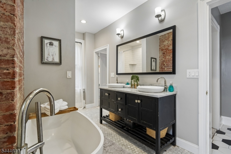 70 Hillside Avenue West Orange NJ 07052