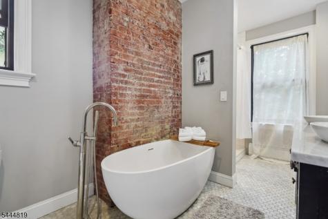 70 Hillside Avenue West Orange NJ 07052