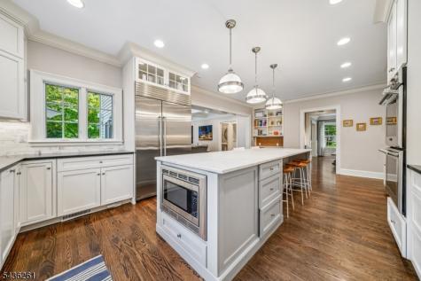 20 Country Club Drive Chatham NJ 07928