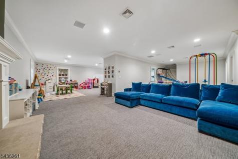 20 Country Club Drive Chatham NJ 07928