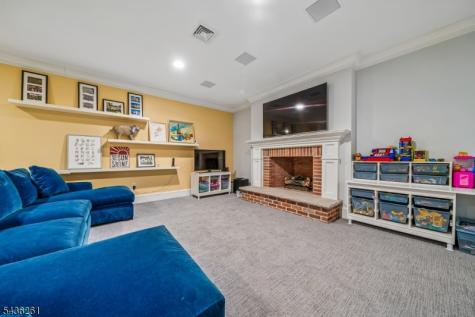 20 Country Club Drive Chatham NJ 07928