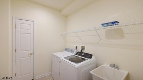 84 Patriots Way Franklin NJ 08873