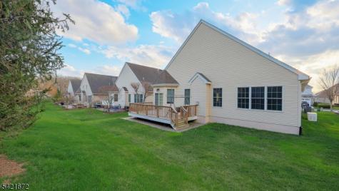 84 Patriots Way Franklin NJ 08873