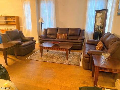 84 Patriots Way Franklin NJ 08873