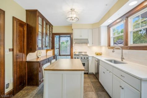 270 Altamont Place Somerville NJ 08876