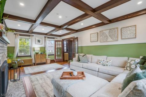 270 Altamont Place Somerville NJ 08876