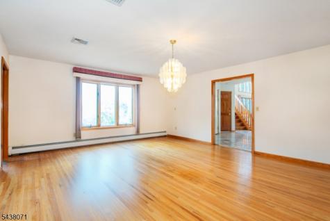 25 Wood Chase Lane Kinnelon NJ 07405