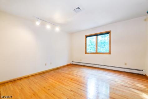 25 Wood Chase Lane Kinnelon NJ 07405