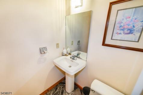 25 Wood Chase Lane Kinnelon NJ 07405