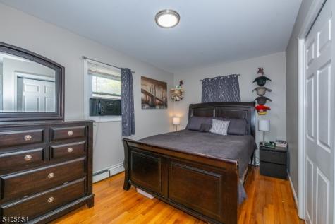 44 Fordham Trail Hopatcong NJ 07843