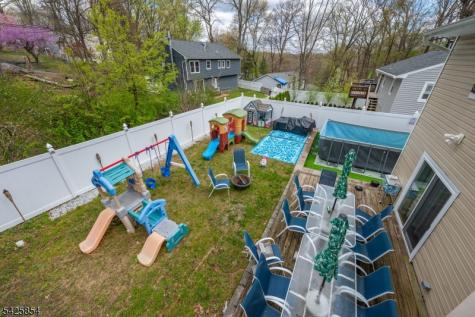44 Fordham Trail Hopatcong NJ 07843