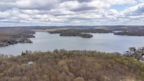 44 Fordham Trail Hopatcong NJ 07843