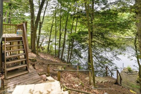 188 Longwood Lake Jefferson NJ 07438