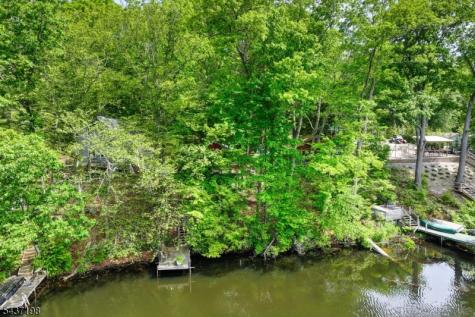 188 Longwood Lake Jefferson NJ 07438