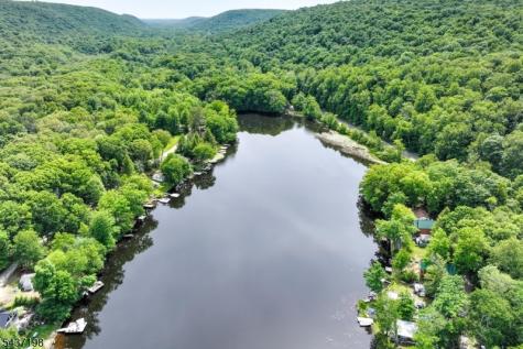 188 Longwood Lake Jefferson NJ 07438