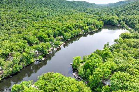 188 Longwood Lake Jefferson NJ 07438