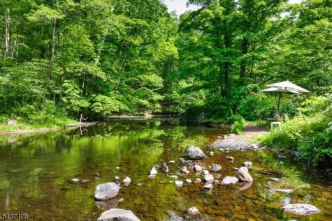 188 Longwood Lake Jefferson NJ 07438