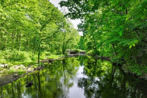 188 Longwood Lake Jefferson NJ 07438