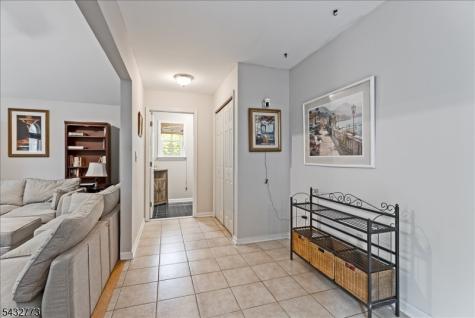 4 Pembrook Court Liberty NJ 07838