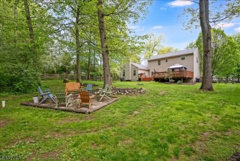4 Pembrook Court Liberty NJ 07838