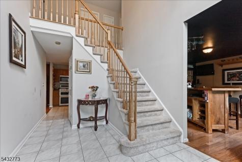 4 Pembrook Court Liberty NJ 07838