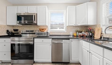 8 Navajo Avenue Parsippany-troy Hills NJ 07034
