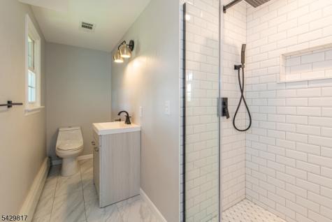 6 Beaumont Place Hanover NJ 07981
