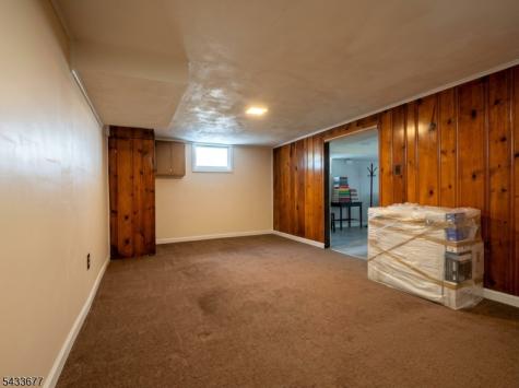 1255 Tuxedo Square Teaneck NJ 07666