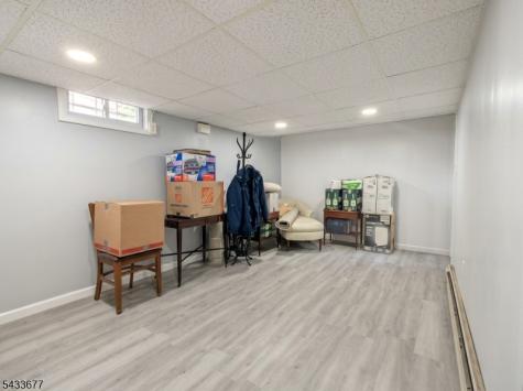 1255 Tuxedo Square Teaneck NJ 07666