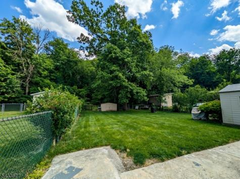 1255 Tuxedo Square Teaneck NJ 07666