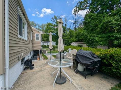 1255 Tuxedo Square Teaneck NJ 07666