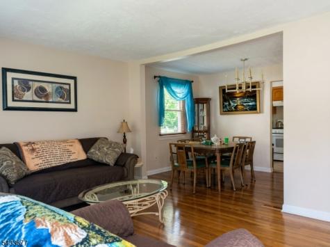 1255 Tuxedo Square Teaneck NJ 07666