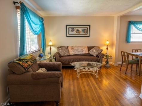 1255 Tuxedo Square Teaneck NJ 07666