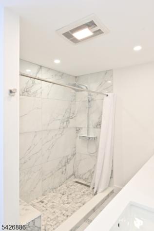 43 Lisa Court North Haledon NJ 07508